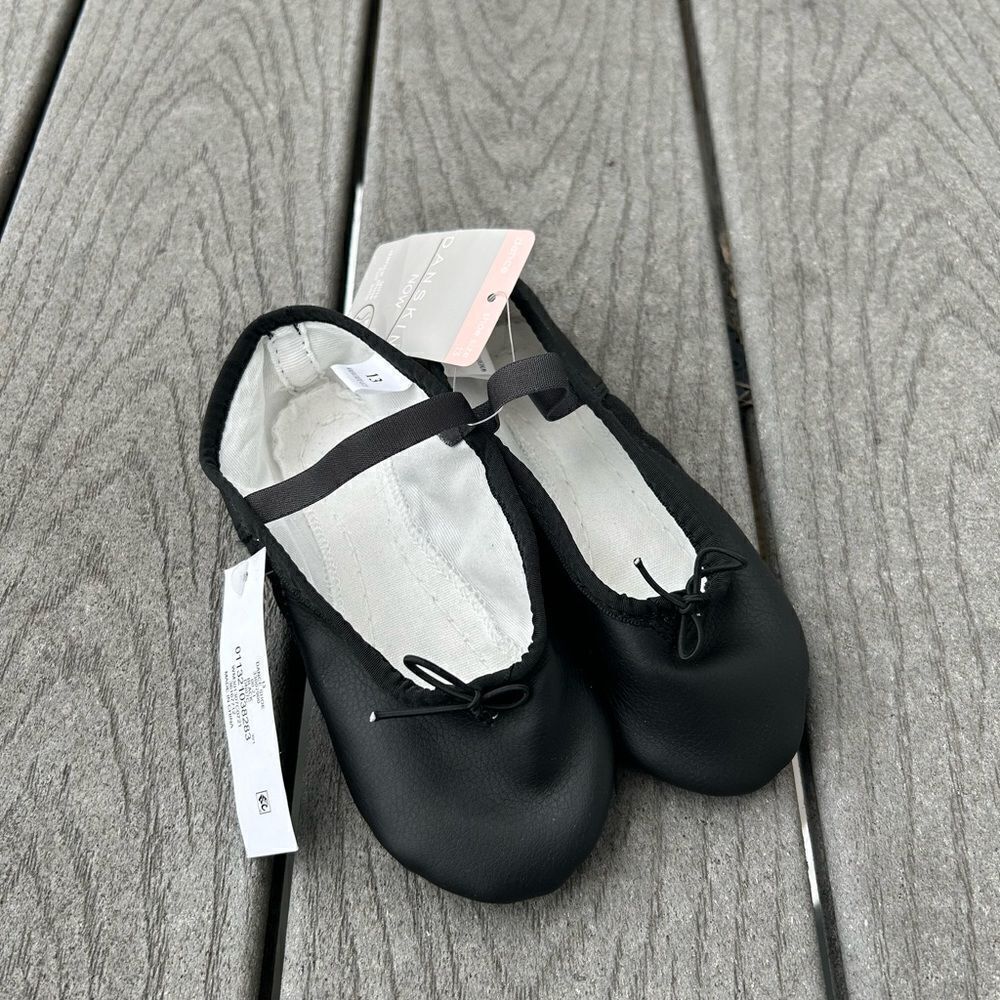 Danskin Dance Shoe